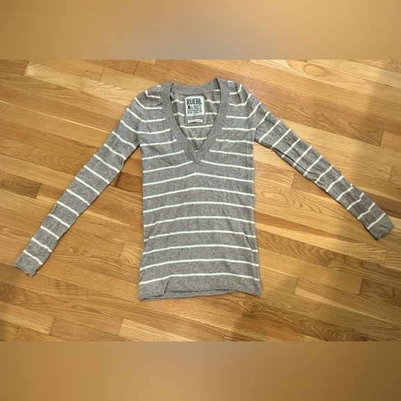 Ruehl No.925 Other - VTG Y2K Ruehl No.925 Cashmere Wool Blend V-Neck Sweater Sz L Striped Grunge‌